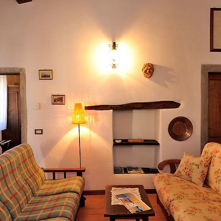 Relais Borgo Torale Hotel Passignano sul Trasimeno Exterior photo