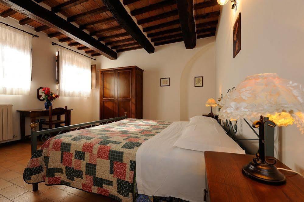 Relais Borgo Torale Hotel Passignano sul Trasimeno Exterior photo