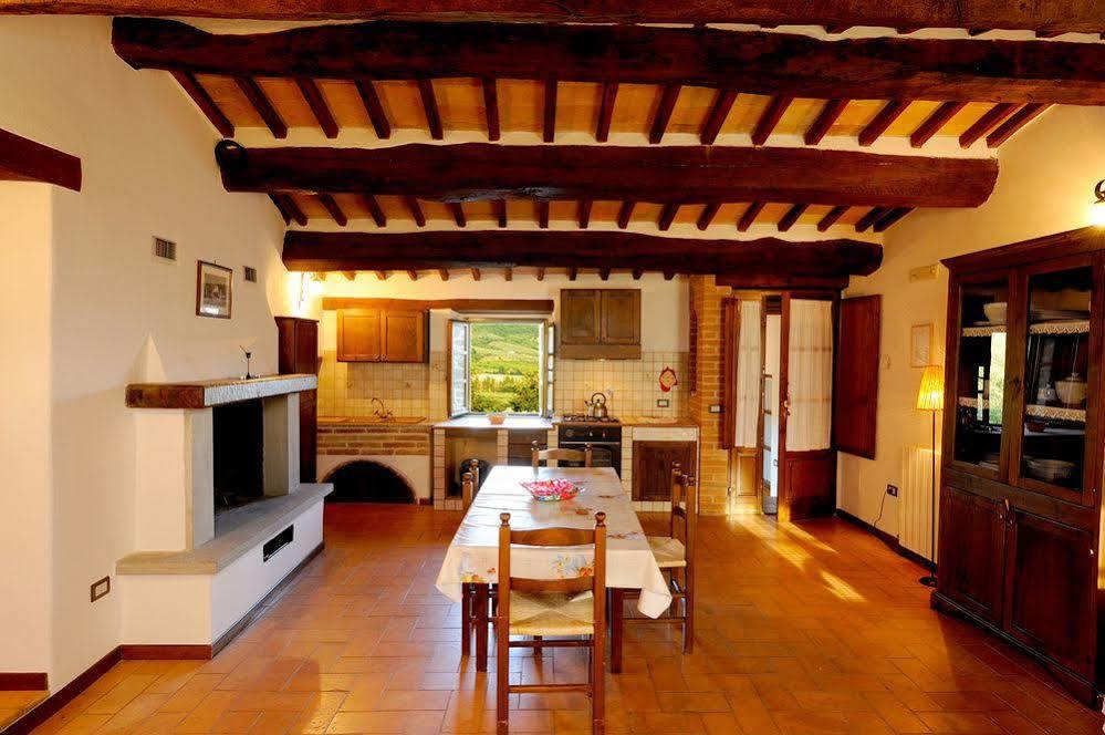 Relais Borgo Torale Hotel Passignano sul Trasimeno Exterior photo
