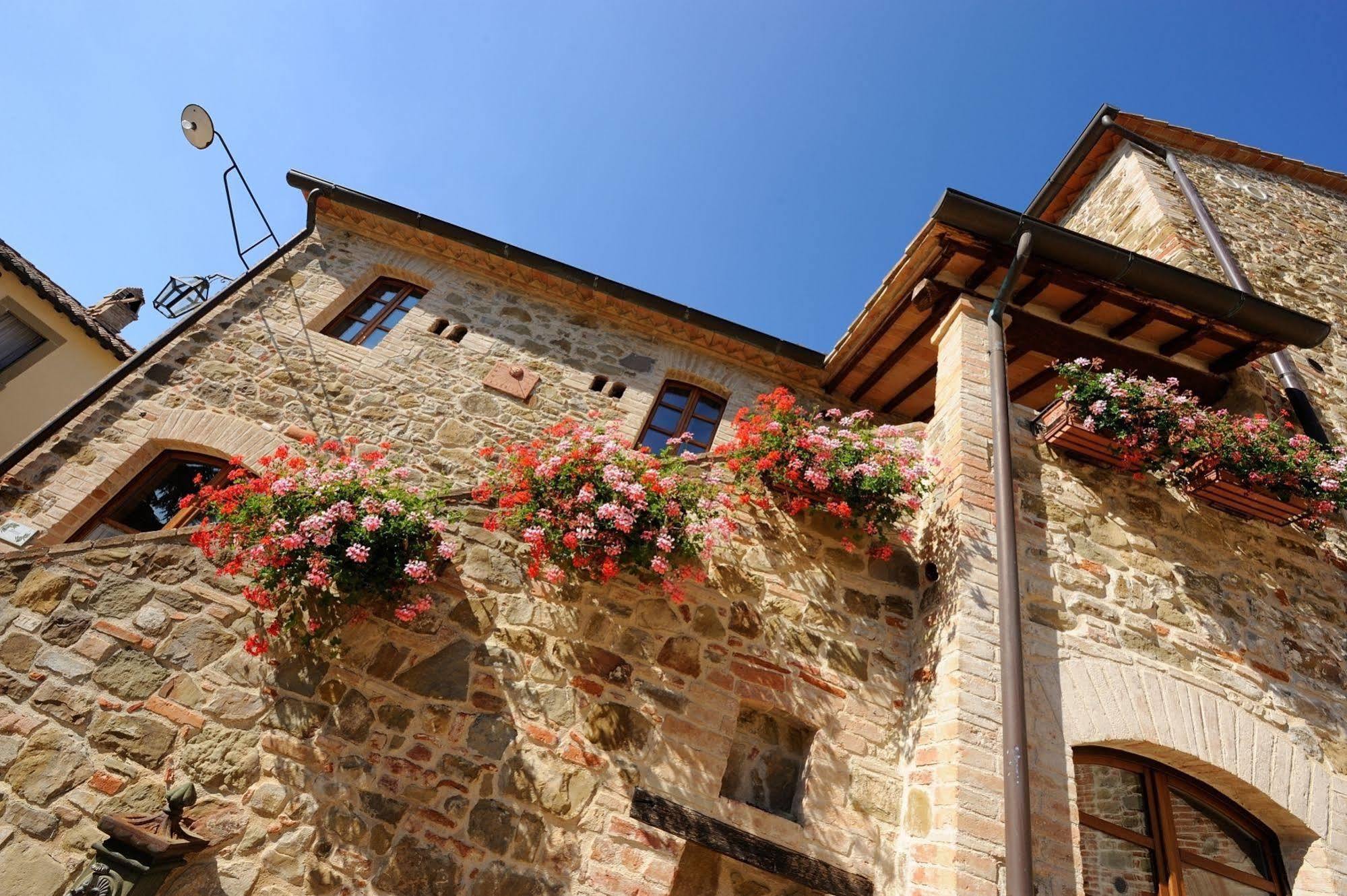 Relais Borgo Torale Hotel Passignano sul Trasimeno Exterior photo